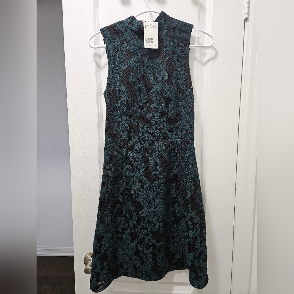 Lace Halter Dress - Black/Green - 4